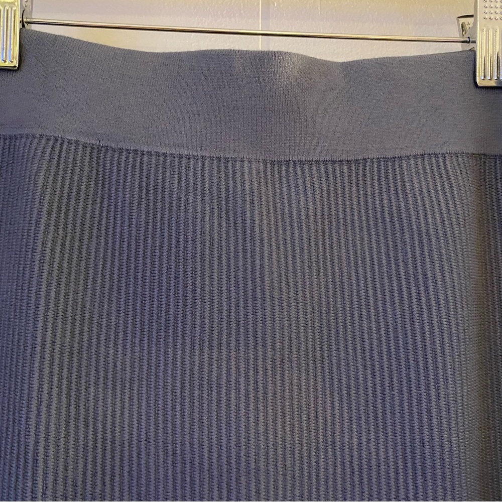 Elegant Grayish  Blue Heavyweight WovenWomen's Skirt - Picture 3 of 5